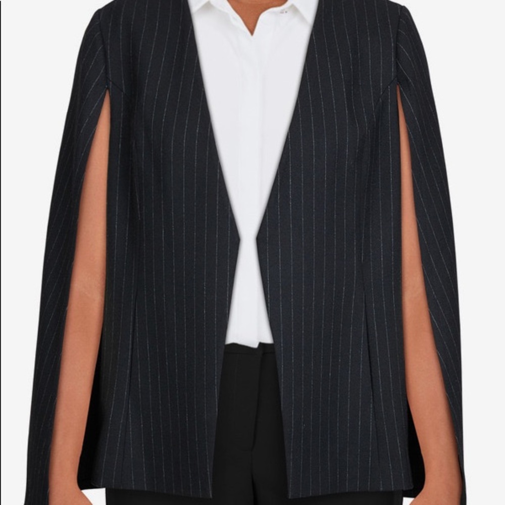 Sabié black pinstripe cape with pockets size large